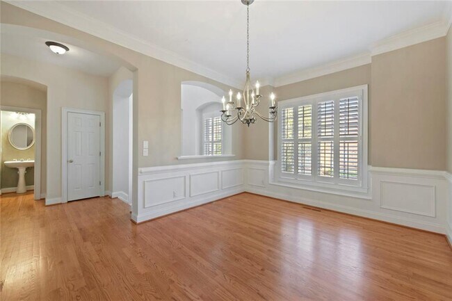 Building Photo - 5826 Riverstone Cir