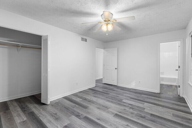 Building Photo - 1285 Coronada Dr