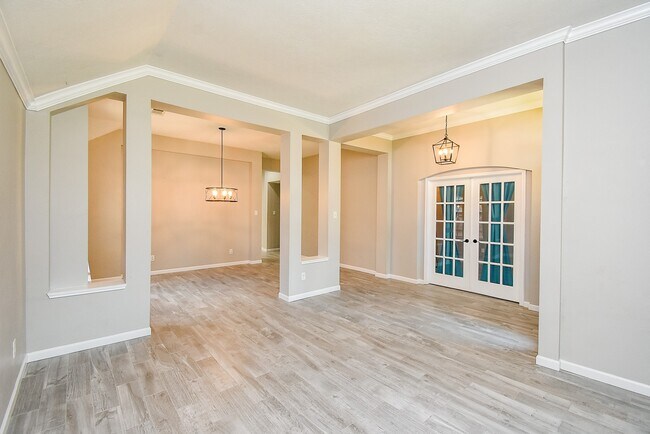 Building Photo - 23122 Beech Canyon Dr