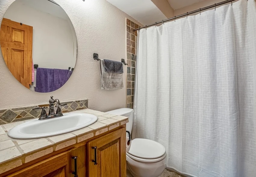 Master Bedroom Bath - 2501 W Zia Rd