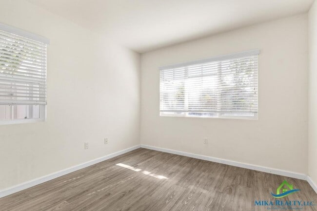 Building Photo - 91-1018-1018 Kaikala St