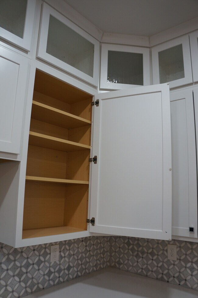 Building Photo - 712 Morgan St