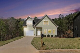 Building Photo - 3185 Tackett Rd