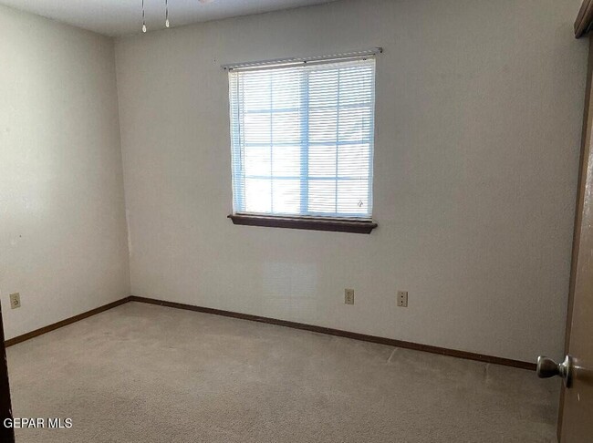 Building Photo - 4717 G V Underwood Dr