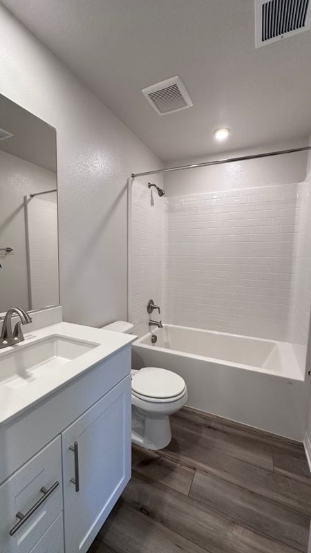 Building Photo - 102 Hudson