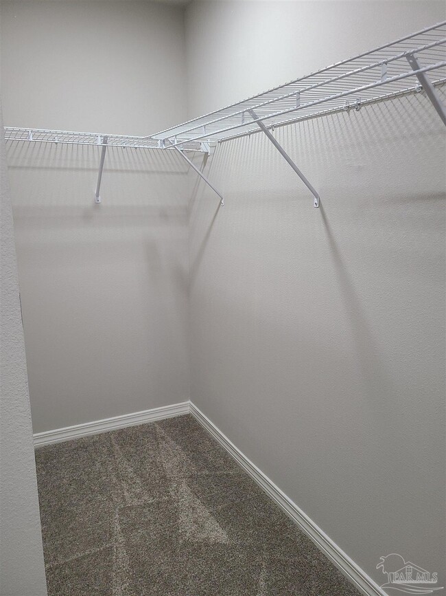 Building Photo - 715 W Ensley St