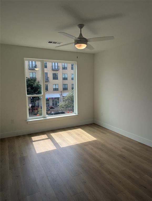 Building Photo - 1701 Simond Ave