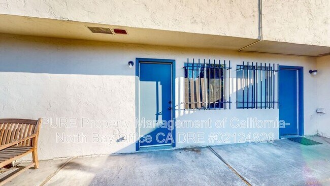 Building Photo - 1325 Edwards Ave