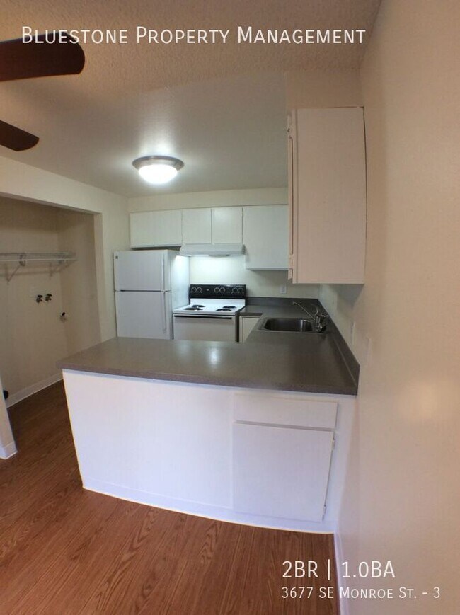 Building Photo - 3677 SE Monroe St