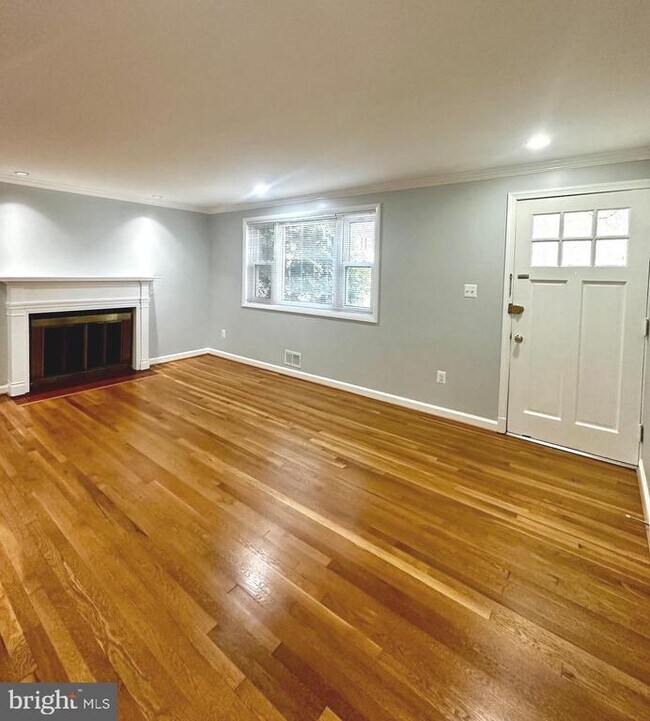 Building Photo - 5100 10th St N