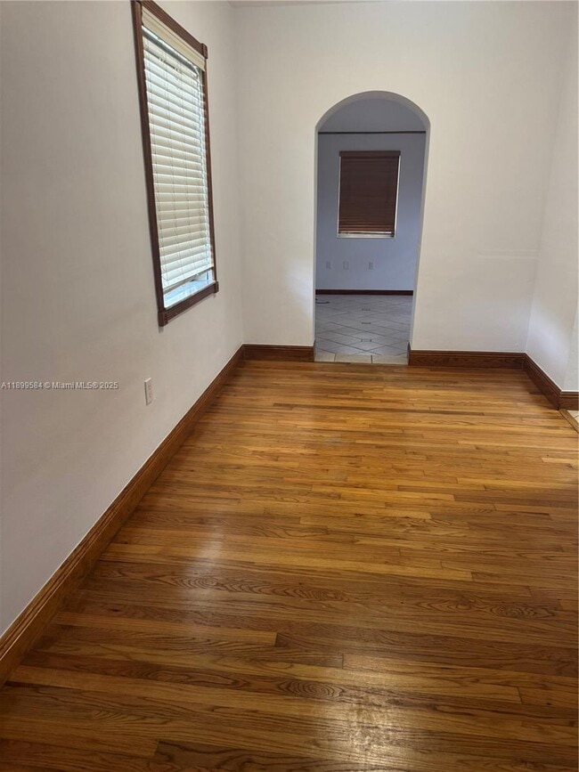 Building Photo - 5451 SW 6th St