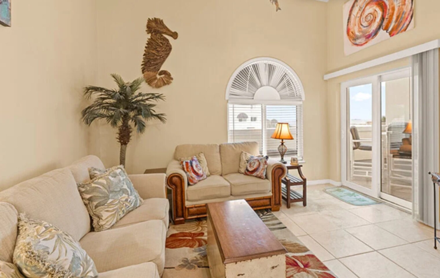 Building Photo - 8600 Ridgewood Ave