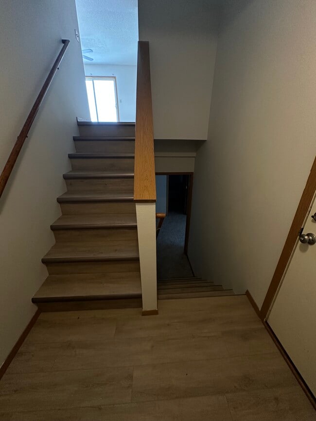 Building Photo - 4405 W Antelope Dr