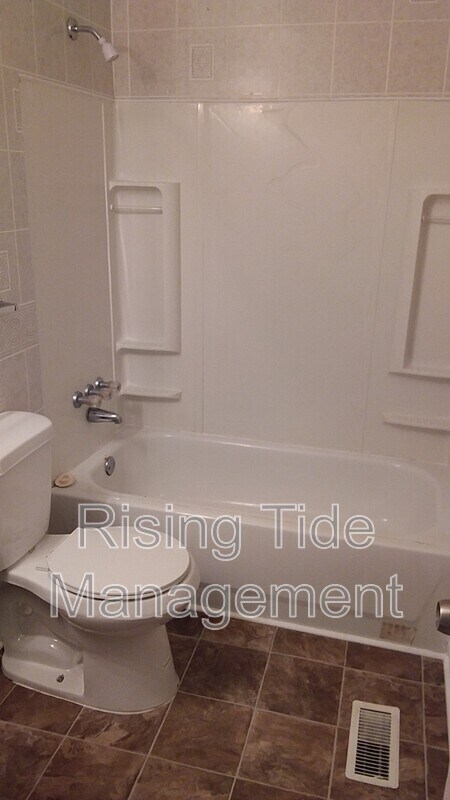 Building Photo - 1109 Arcadia Cir