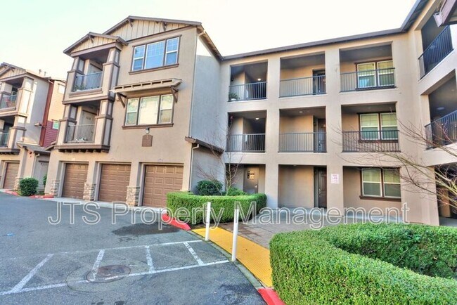 Building Photo - 12400 Fair Oaks Blvd