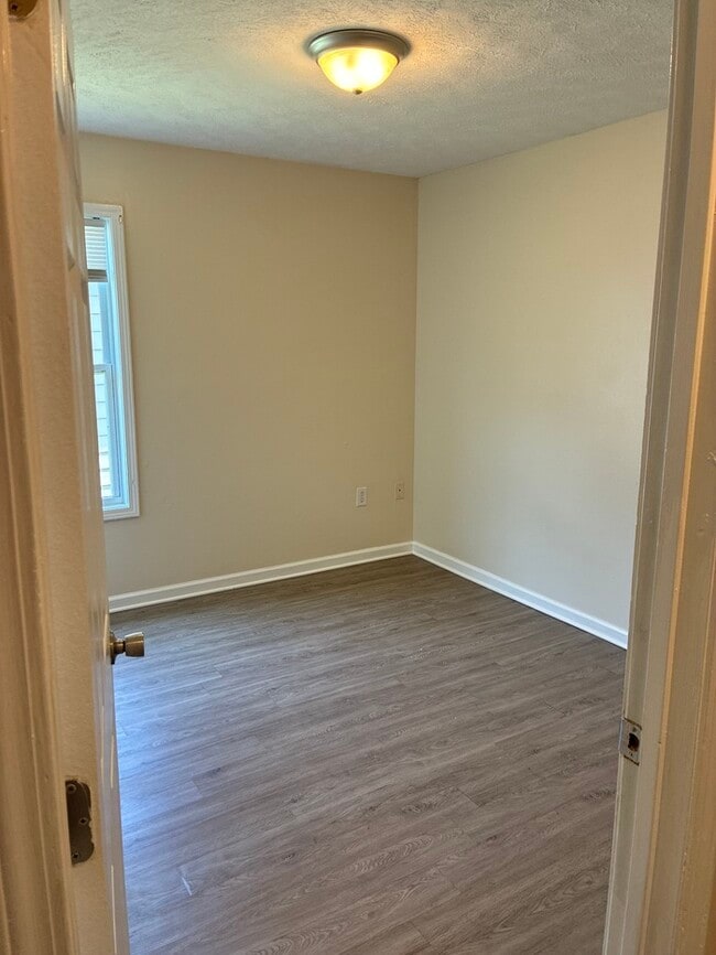 Building Photo - Beautiful 4/2 in bay St. Louis