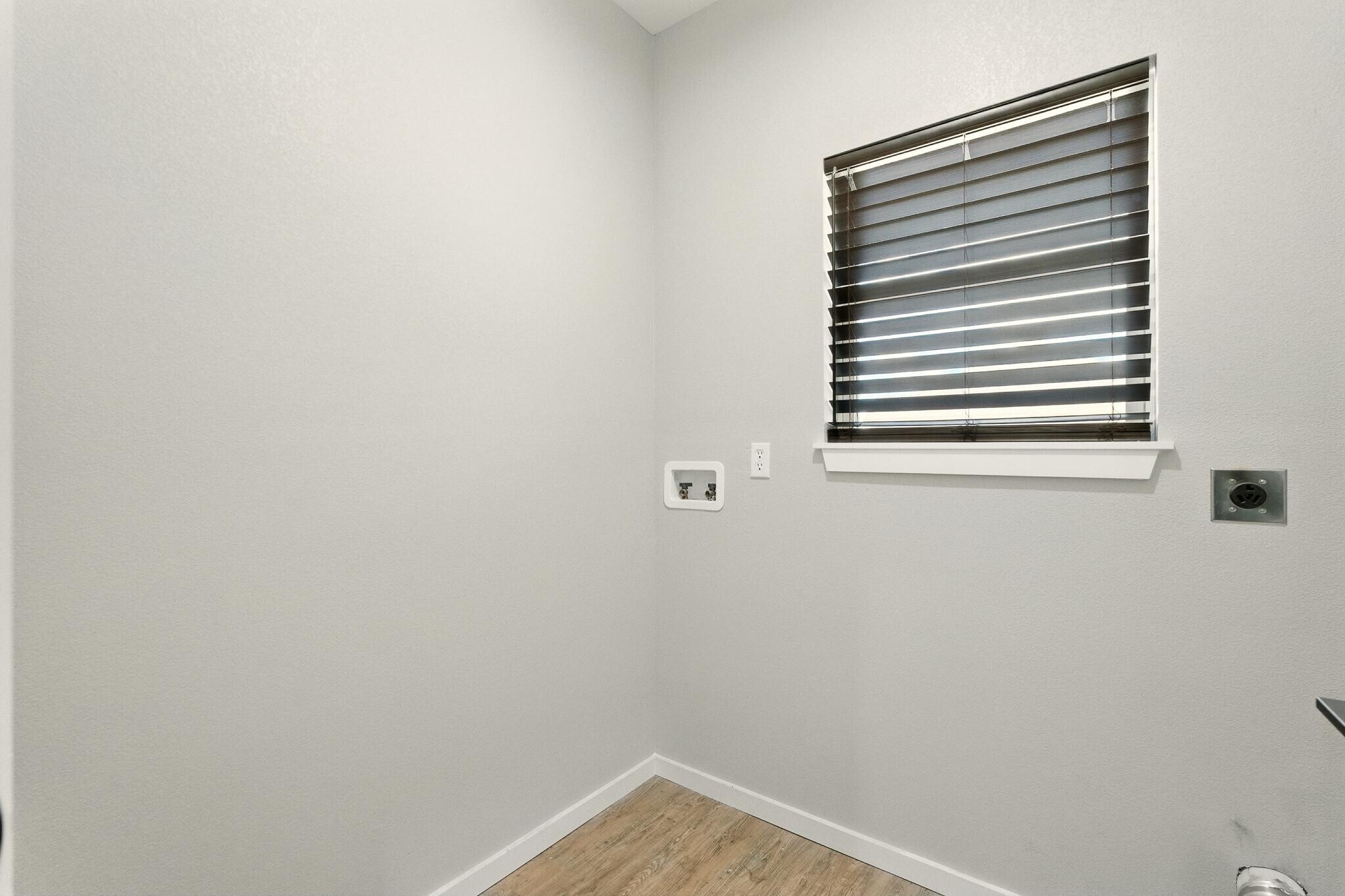 Building Photo - 7433 FM 603