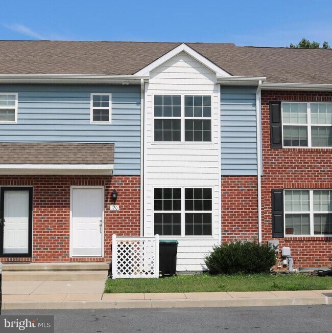 Building Photo - 120 Salerno Dr