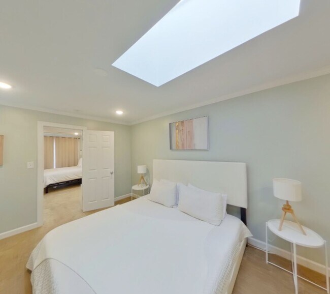 Building Photo - Ocean View