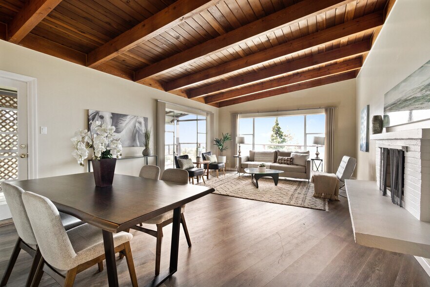 Building Photo - 52 Panoramic Way