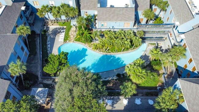 Building Photo - 8100 Seawall Blvd