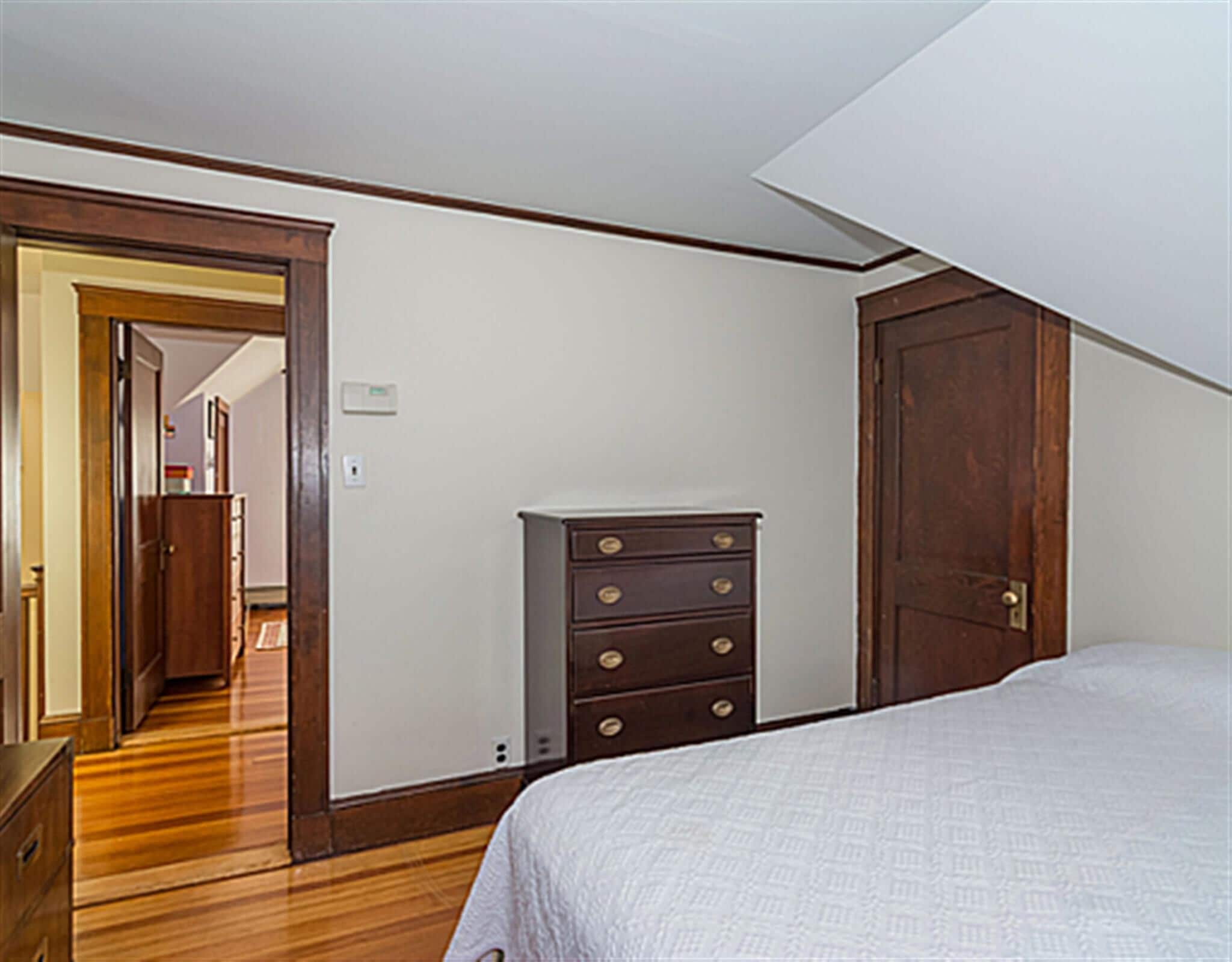 Building Photo - 108 Bowdoin St