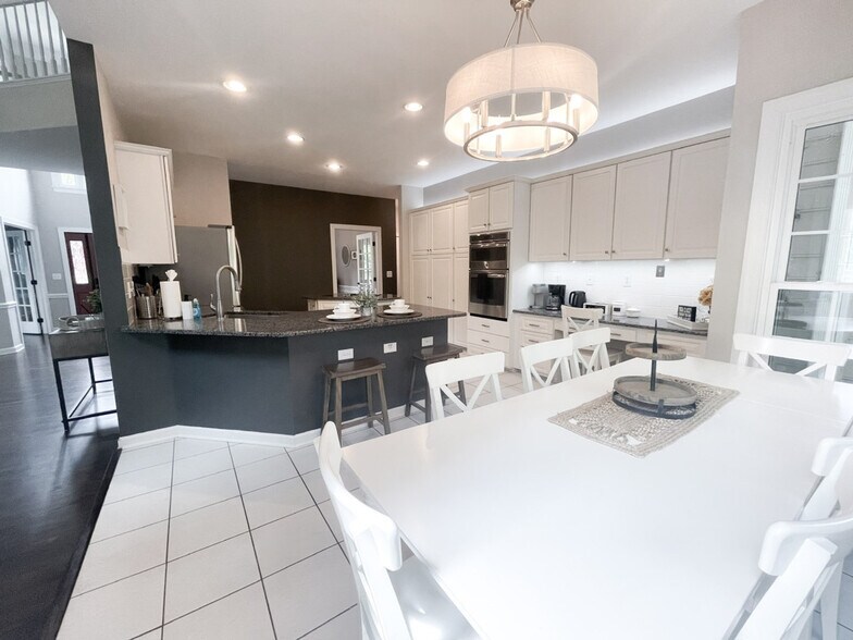 Building Photo - 10315 Rougemont Ln