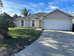 Building Photo - 424 Rolling Rock Ct