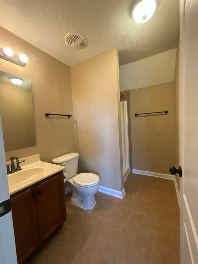Building Photo - 404 Windover Dr