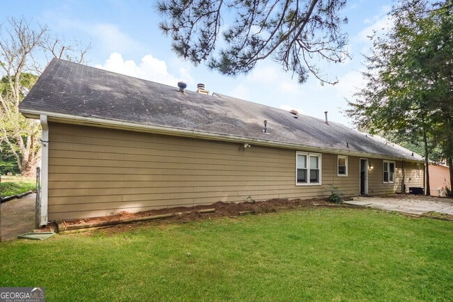 Building Photo - 613 Almand Branch Rd SE