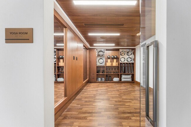 Building Photo - 210 SE Mizner Blvd