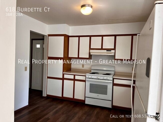 Building Photo - 618 Burdette Ct