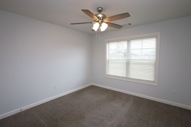 Building Photo - 2527 Naples Ln