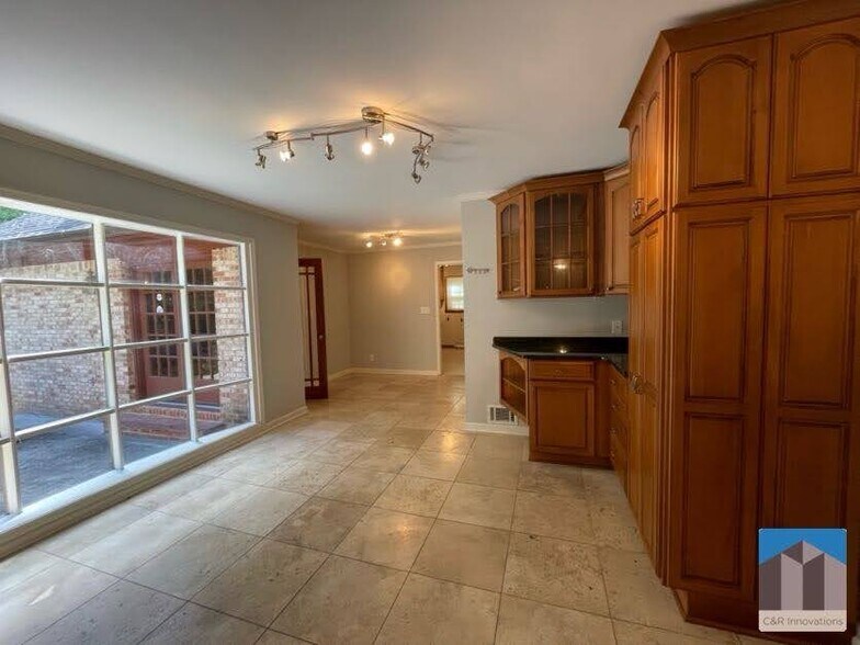 Building Photo - 6132 Millstone Run