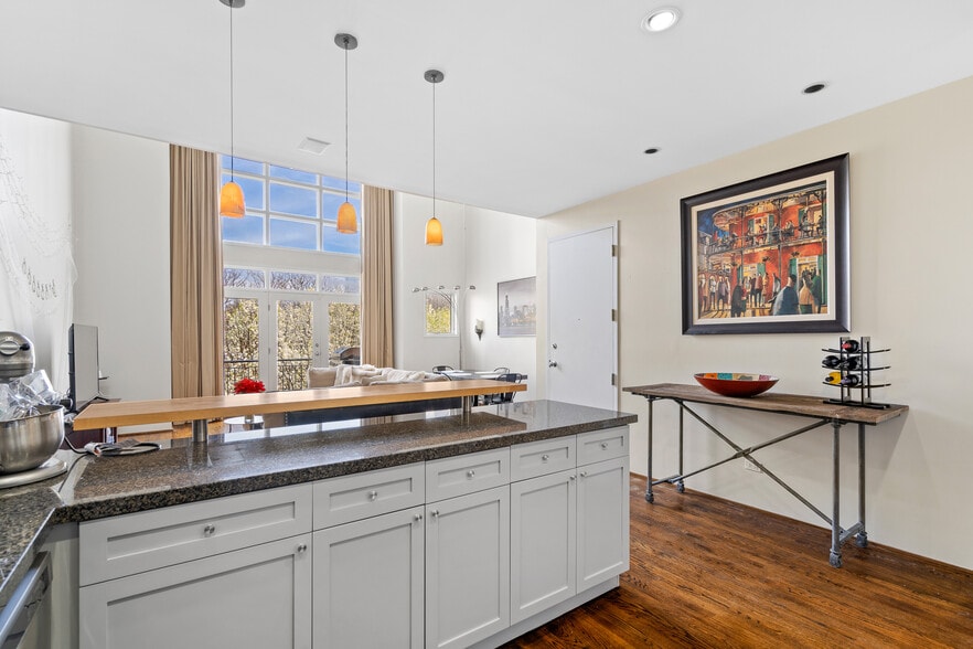 Building Photo - 1318 N Cleveland Ave