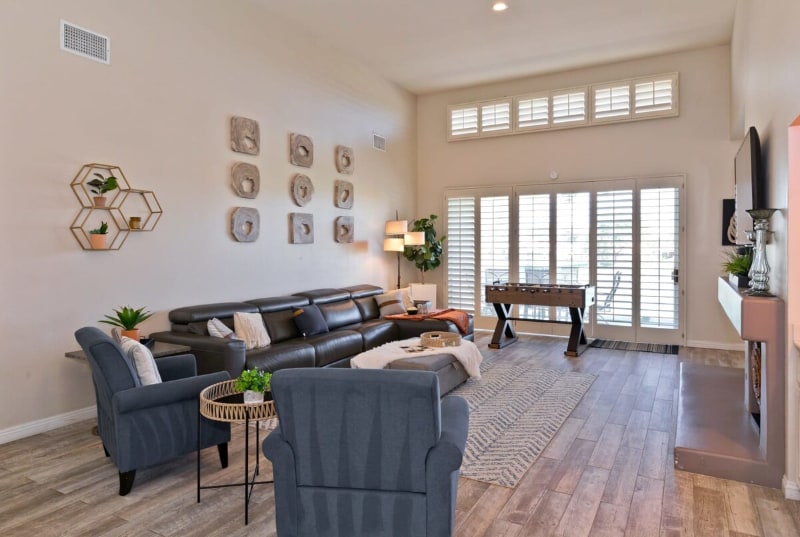 Building Photo - 56980 Merion