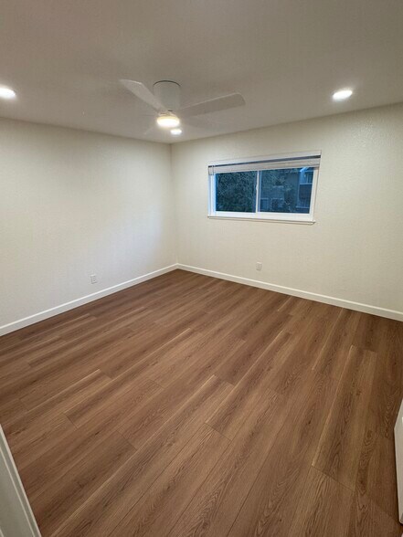 Main bedroom - 4903 Cowell Blvd