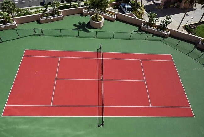 Building Photo - Beachfront Condo with Stunning Views & Resort Amenities Available for the whole month of January!