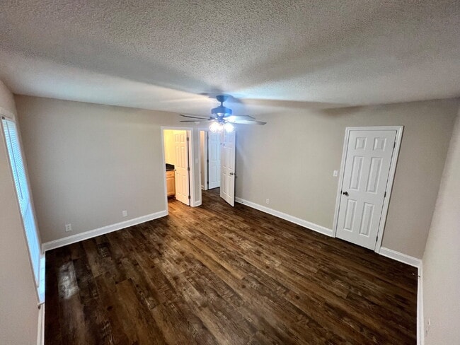 Building Photo - 168 Kirby Dr