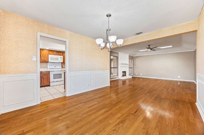 Building Photo - "Charming garden home offers 3-Bedroom Sanctuary with Cozy Fireplace in San Antonio – 1710 Sq Ft ...