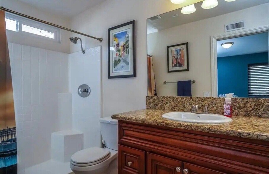 Building Photo - 798 Carefree Dr