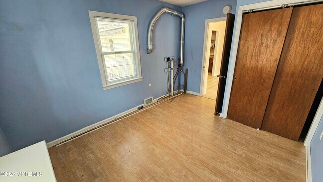 Building Photo - 12 Anderson Dr