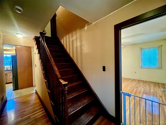 Building Photo - 57 Hubbard Rd