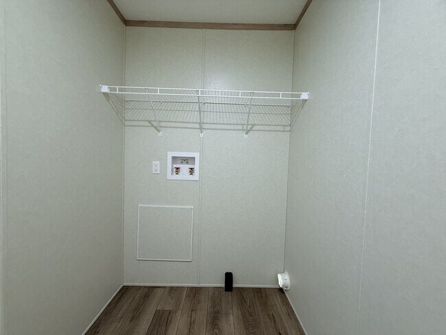 Building Photo - 52963 N Yorktown Ct