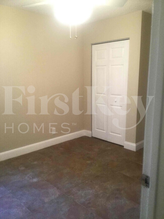 Building Photo - 19742 Carolina Cir