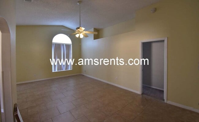 Building Photo - Charming 2 bed/ 2 bath house in Indian Wells