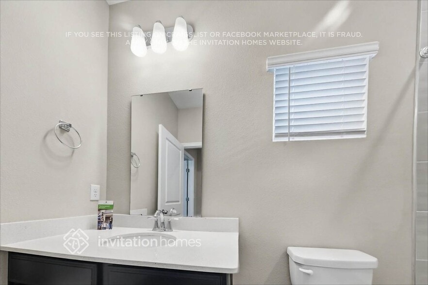Building Photo - 9790 Lovage Ln