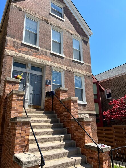 Primary Photo - 1839 N Hermitage Ave