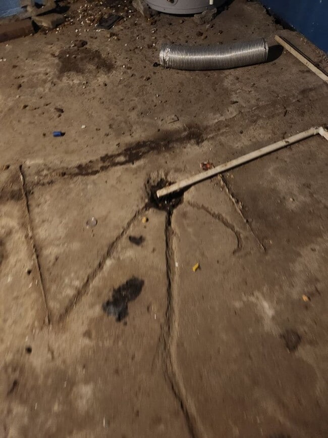 Building Photo - 413-415 N. 6th Avenue