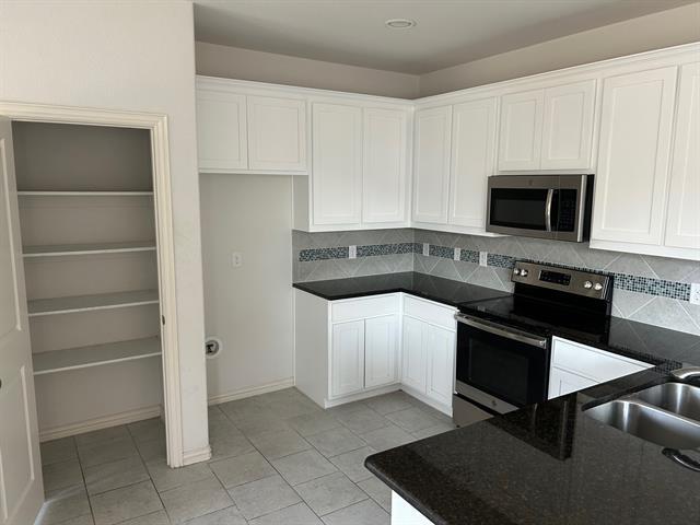 Building Photo - 304 Lead Creek Dr